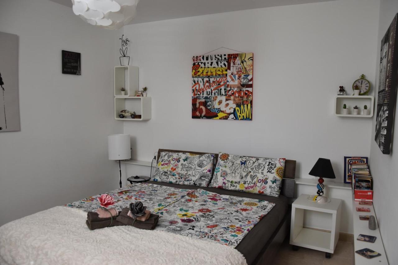 Apartment Paris Njivice Kültér fotó