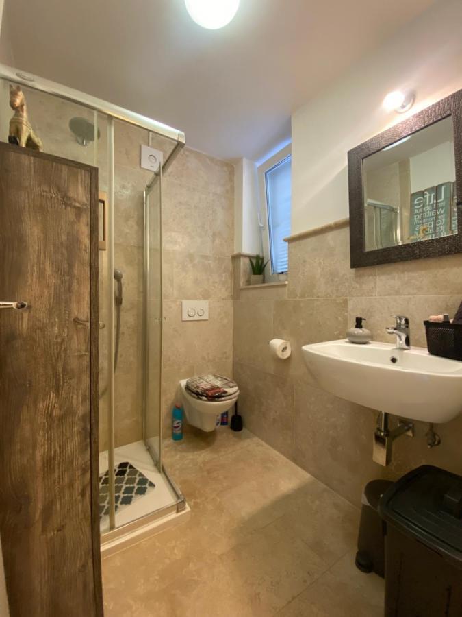Apartment Paris Njivice Kültér fotó